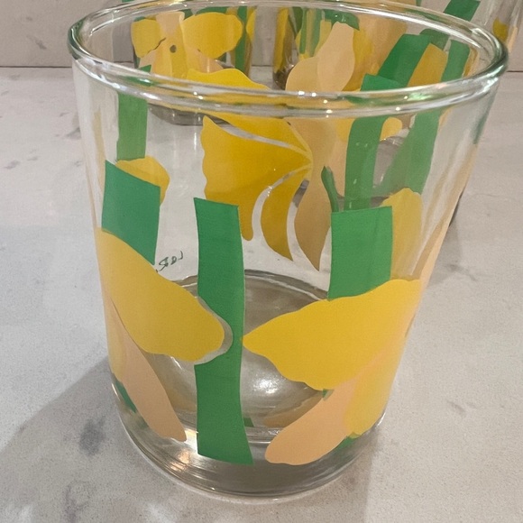 Vintage La Rue daffodil yellow and green lowball glasses set of 4 - Picture 5 of 10